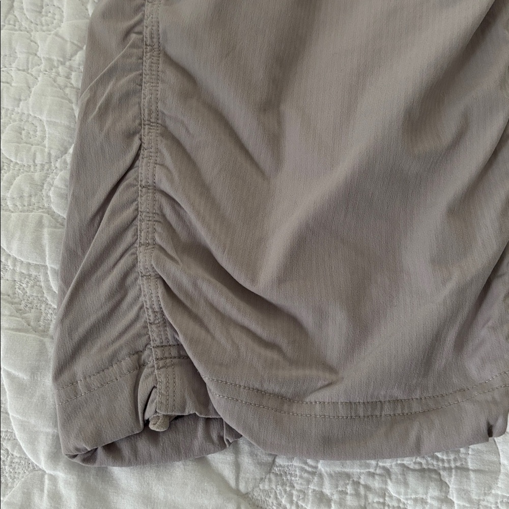Lululemon Dance Studio Capri Cropped Light Gray Pants Size 4 - Picture 7 of 10